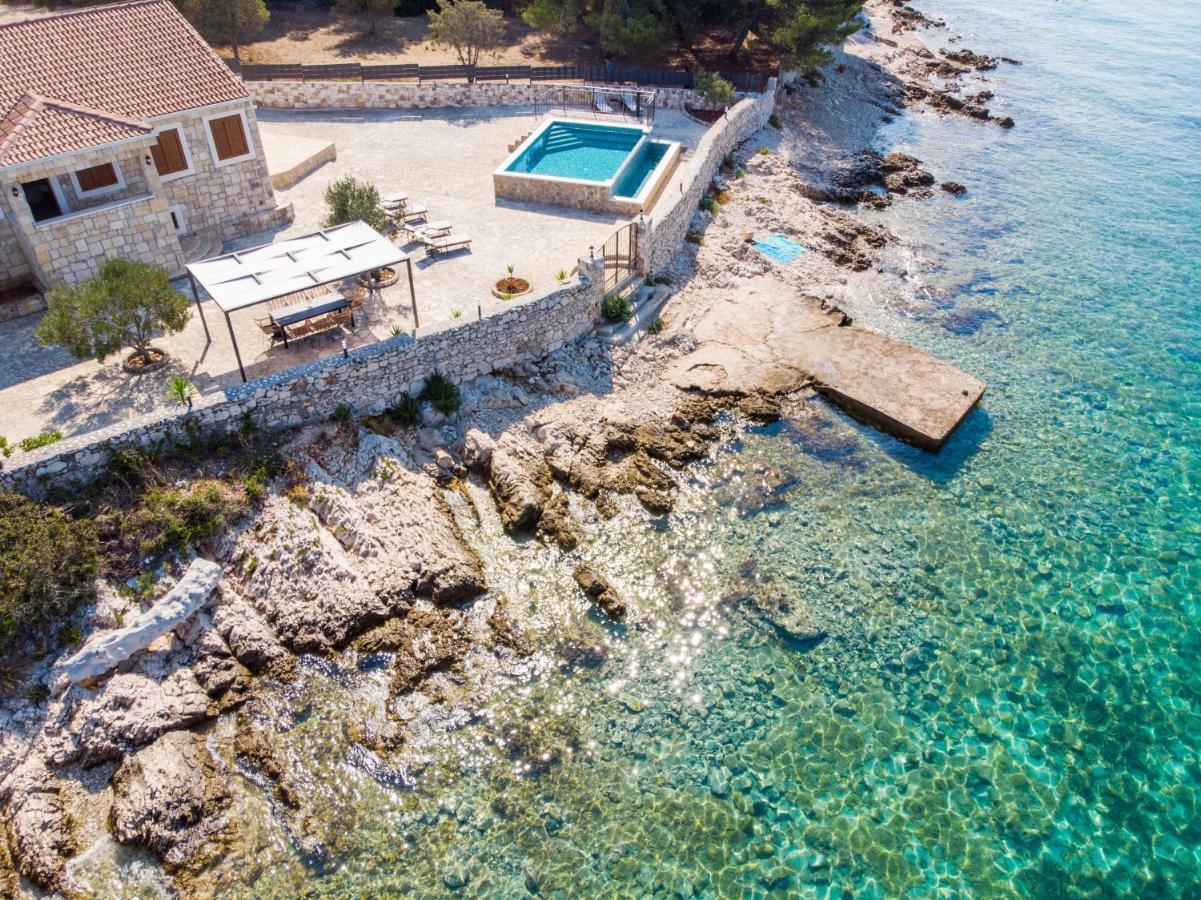Villa Rudini With Heated Pool Okrug Gornji Zewnętrze zdjęcie