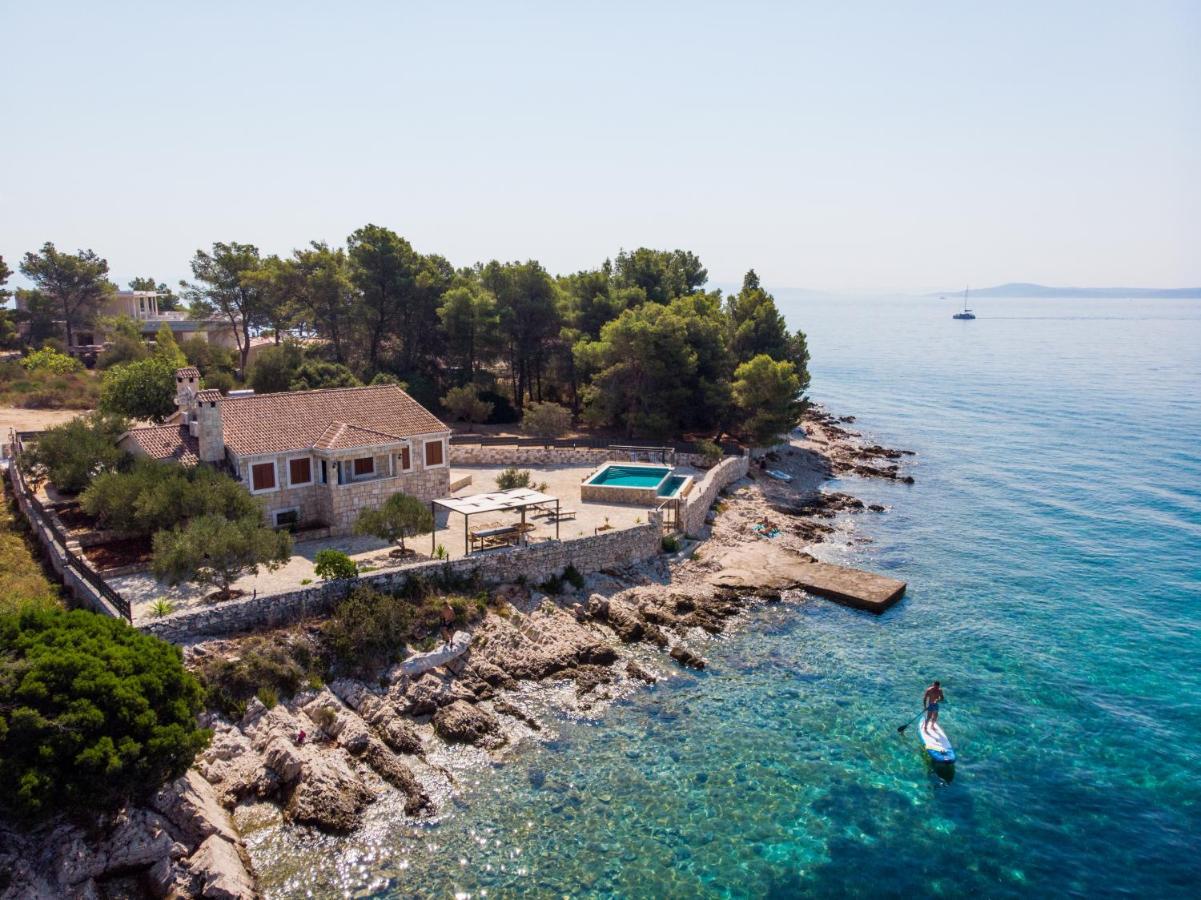 Villa Rudini With Heated Pool Okrug Gornji Zewnętrze zdjęcie