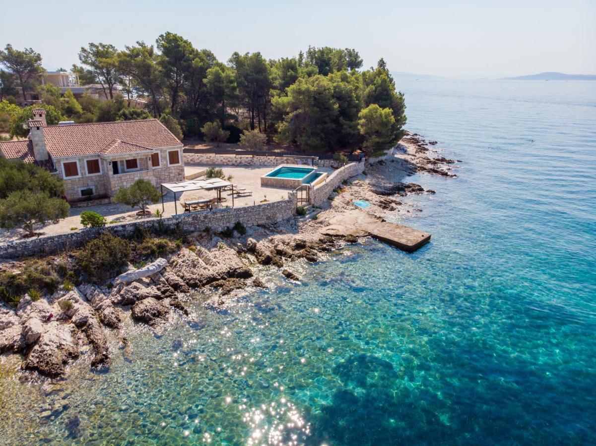 Villa Rudini With Heated Pool Okrug Gornji Zewnętrze zdjęcie