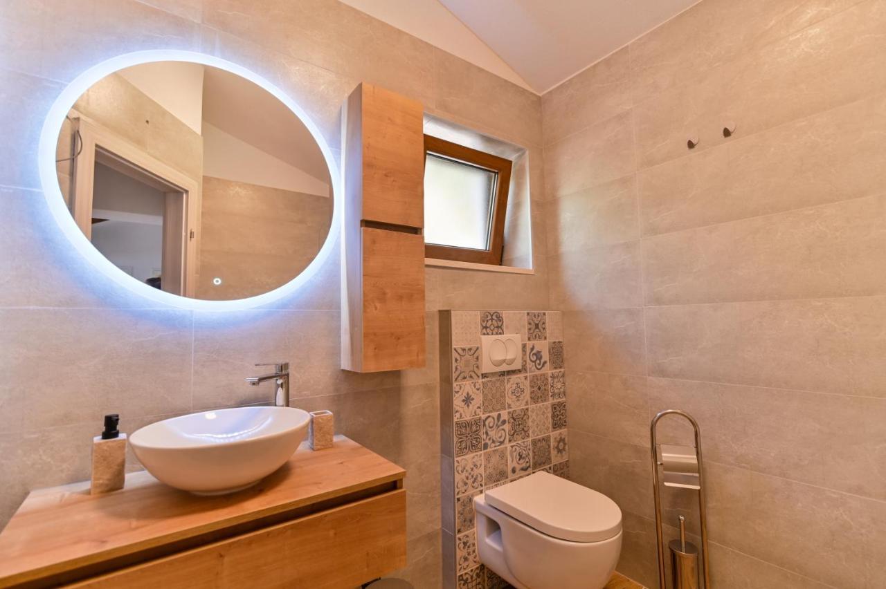 Villa Rudini With Heated Pool Okrug Gornji Zewnętrze zdjęcie
