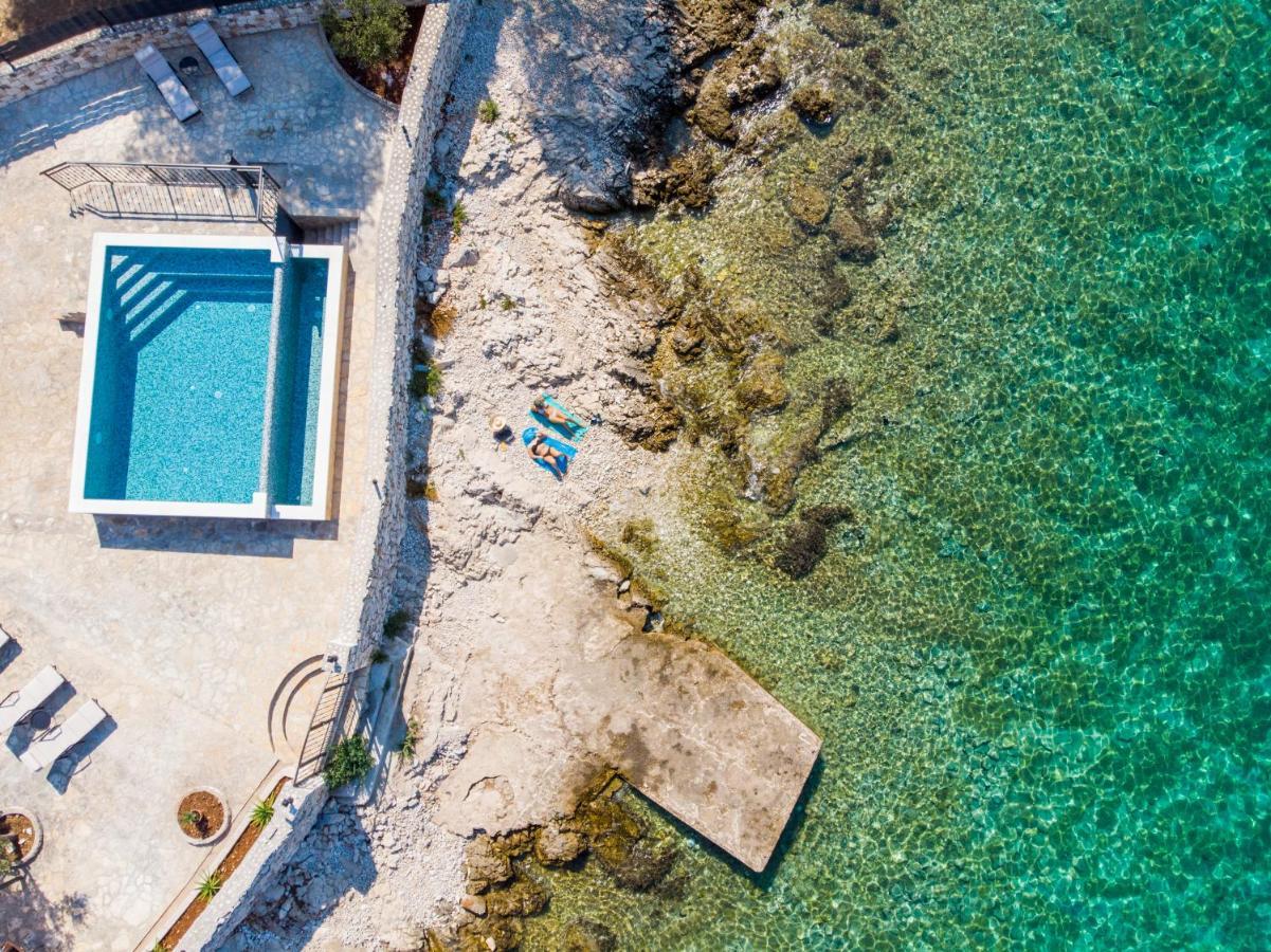 Villa Rudini With Heated Pool Okrug Gornji Zewnętrze zdjęcie