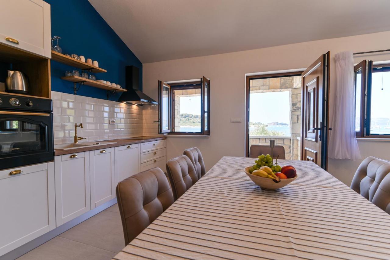 Villa Rudini With Heated Pool Okrug Gornji Zewnętrze zdjęcie