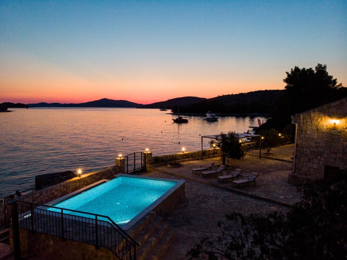 Villa Rudini With Heated Pool Okrug Gornji Zewnętrze zdjęcie